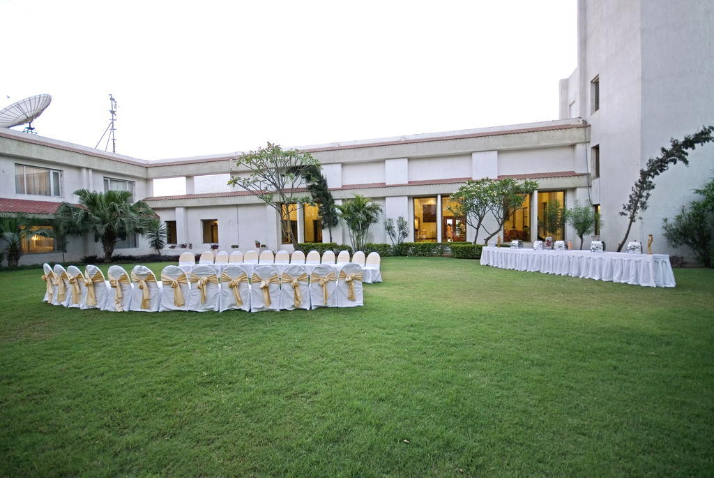 Hotel Express Residency-Jamnagar Exterior photo